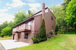 Maple Hill Lodge