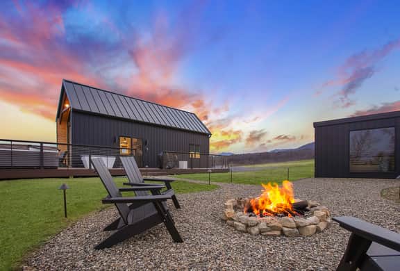 Blue Ridge Mini Lux Retreat 1
