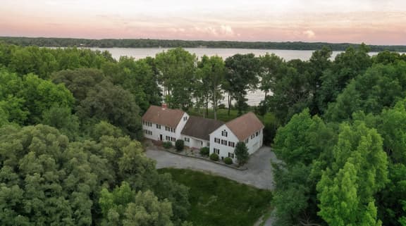 Chesapeake Point